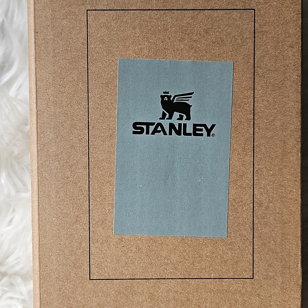 Stanley Brown Box with Logo